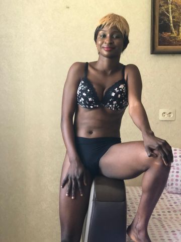 Анна Сказка Брюнетка